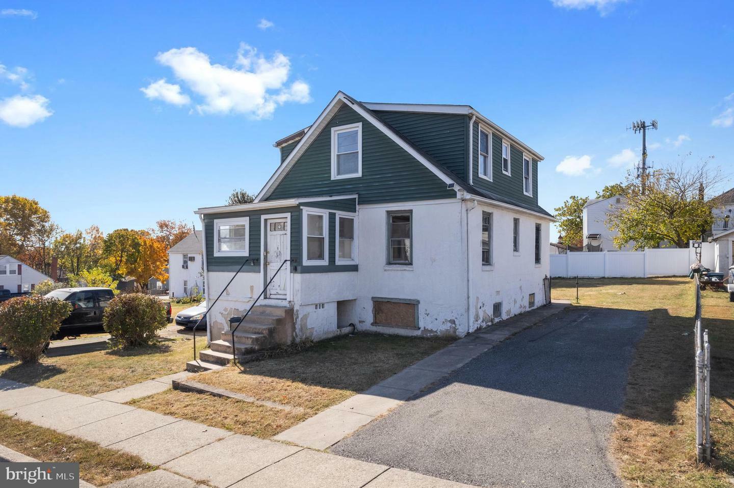 Property Photo:  1012 Anderson Avenue  PA 19061 