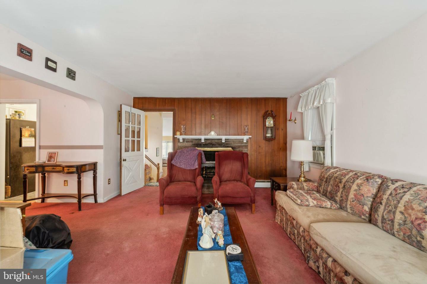 Property Photo:  125 E Laurel Avenue  PA 19012 