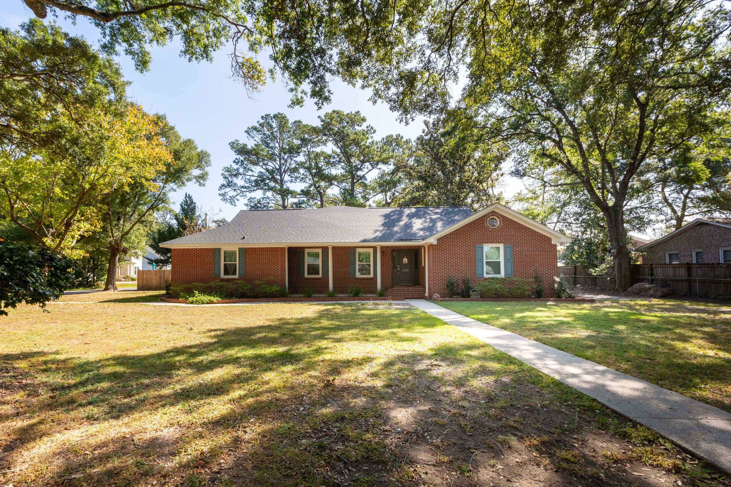 Property Photo:  785 Fort Johnson Road  SC 29412 