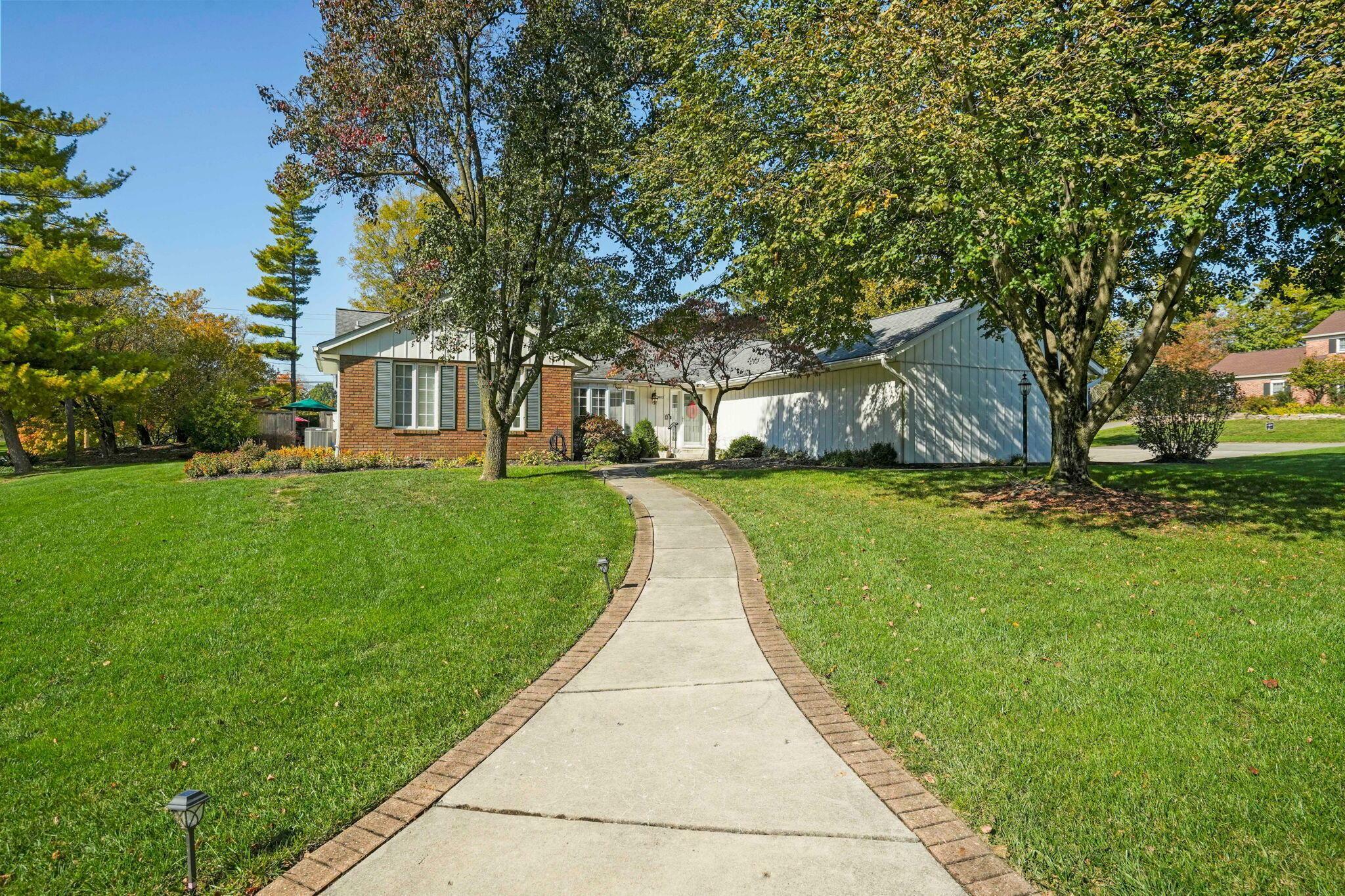 3823 Beecham Court  Upper Arlington OH 43220 photo