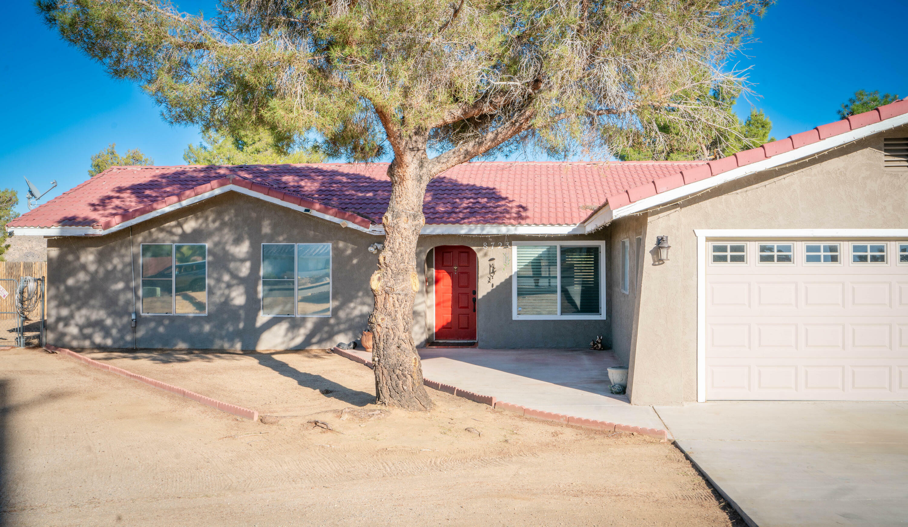 Property Photo:  8723 Palomar Avenue  CA 92284 