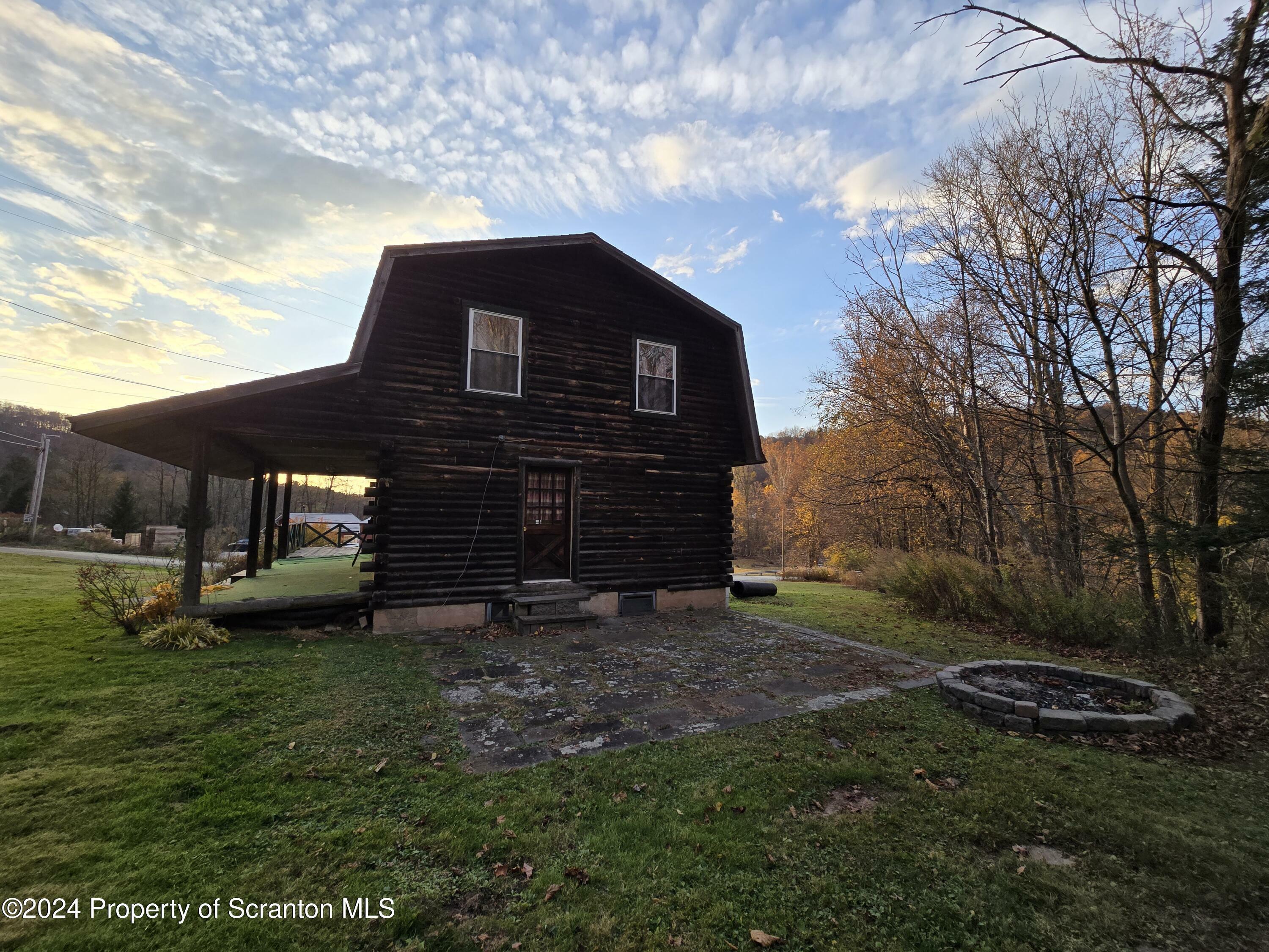 Property Photo:  22 Barney Hollow Road  PA 18446 