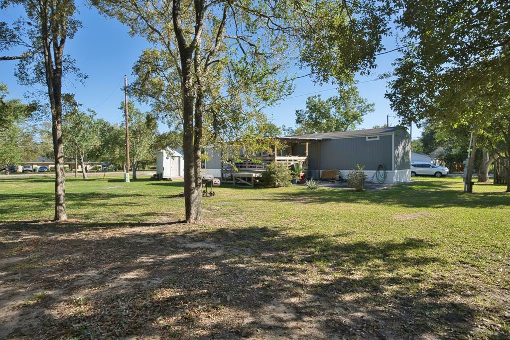 Property Photo:  133 Anderson Loop  TX 77541 