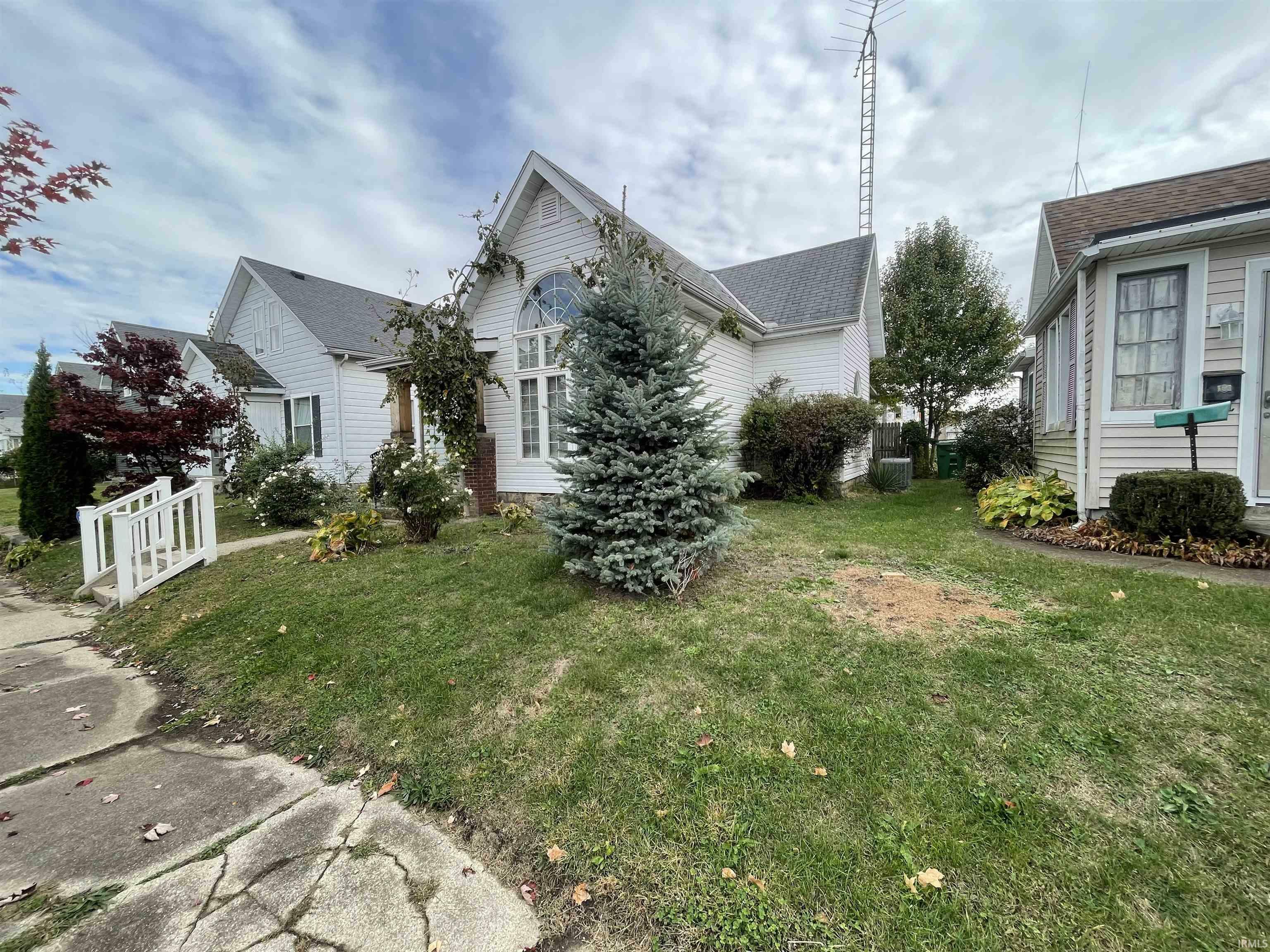 Property Photo:  1116 S 19th Street  IN 47362 