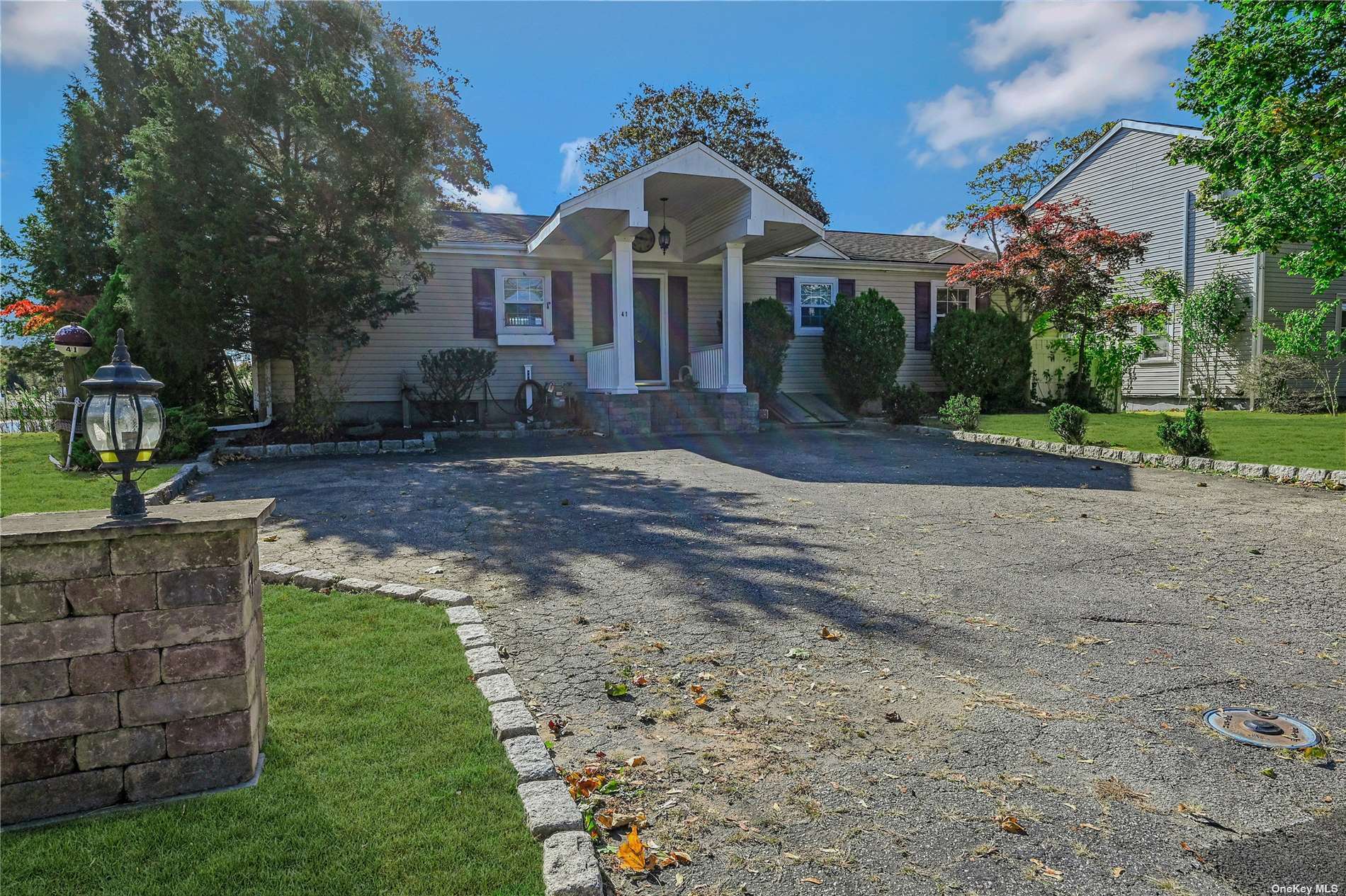 Property Photo:  41 Howell Lane  NY 11901 