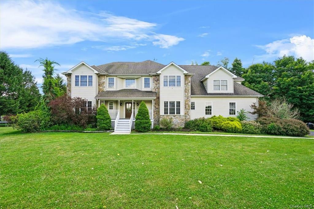 Property Photo:  8 Bristol Drive  NY 10941 