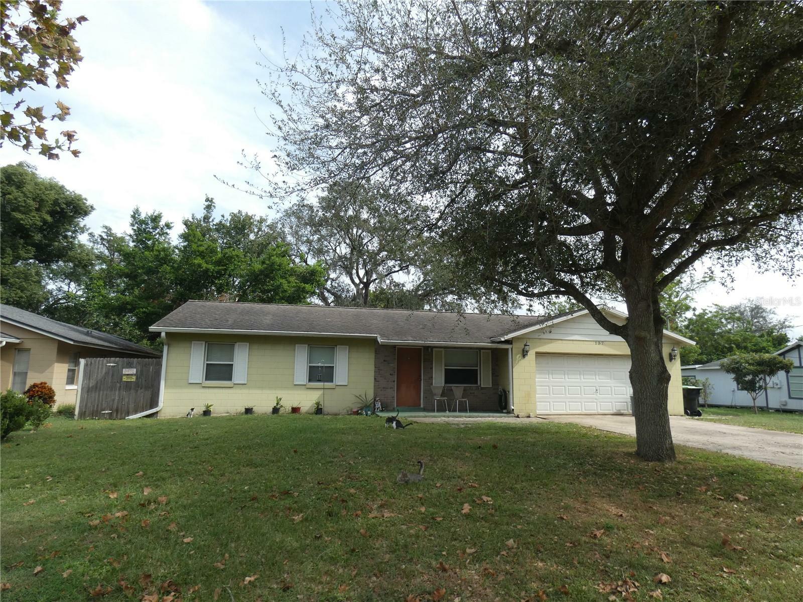 Property Photo:  137 N Nowell Street  FL 32835 