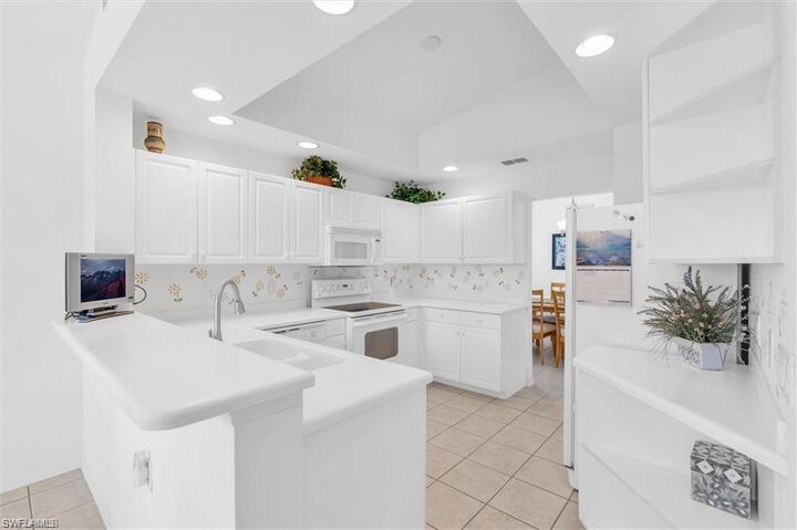 Property Photo: 3445 Grand Cypress Dr 202 FL 34119