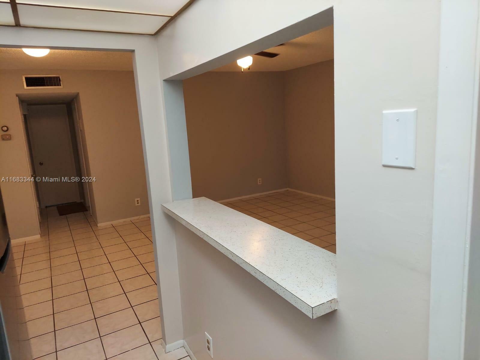 Property Photo:  5300 Washington St P139  FL 33021 