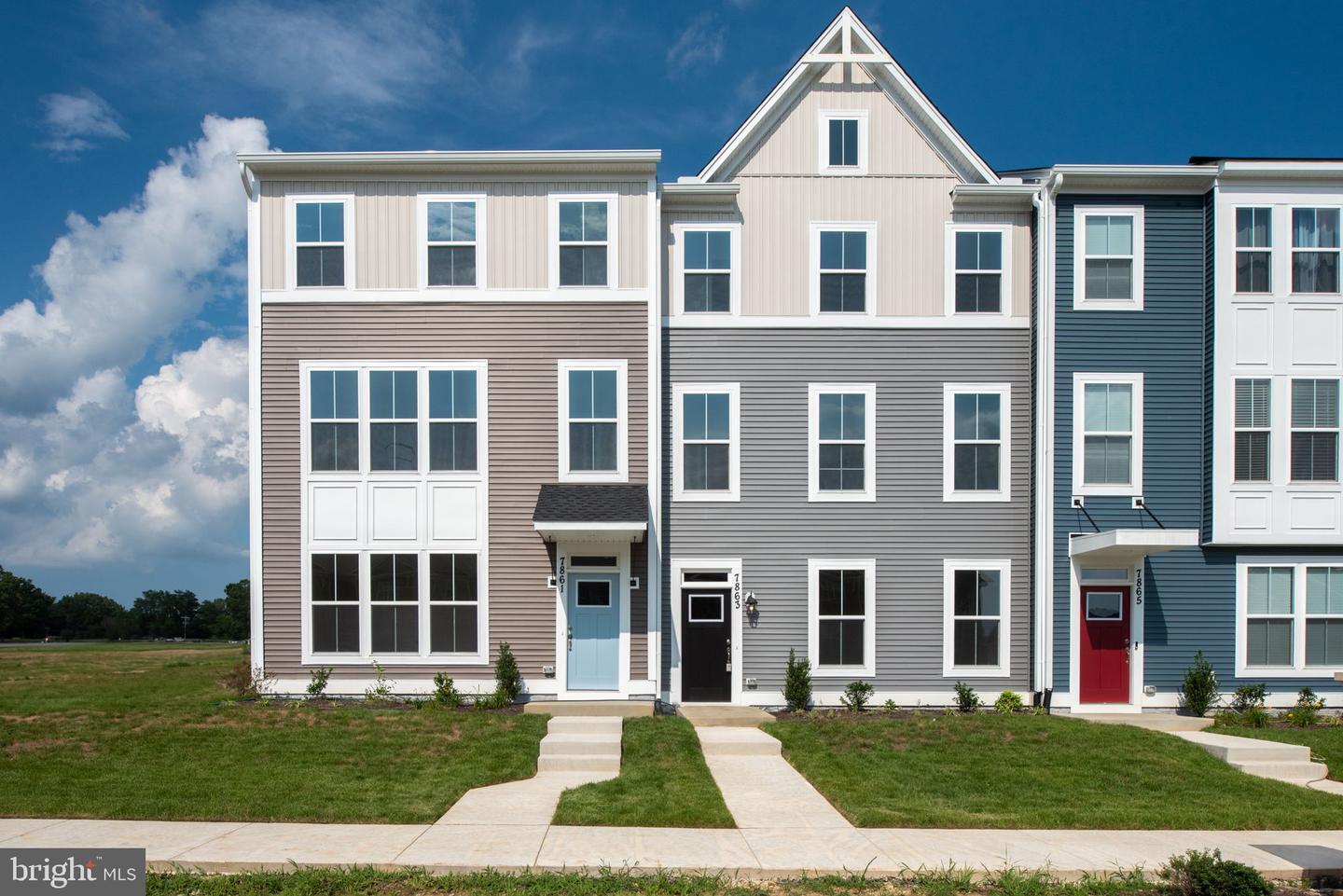 Property Photo: 7863 Harlow Circle VA 22551
