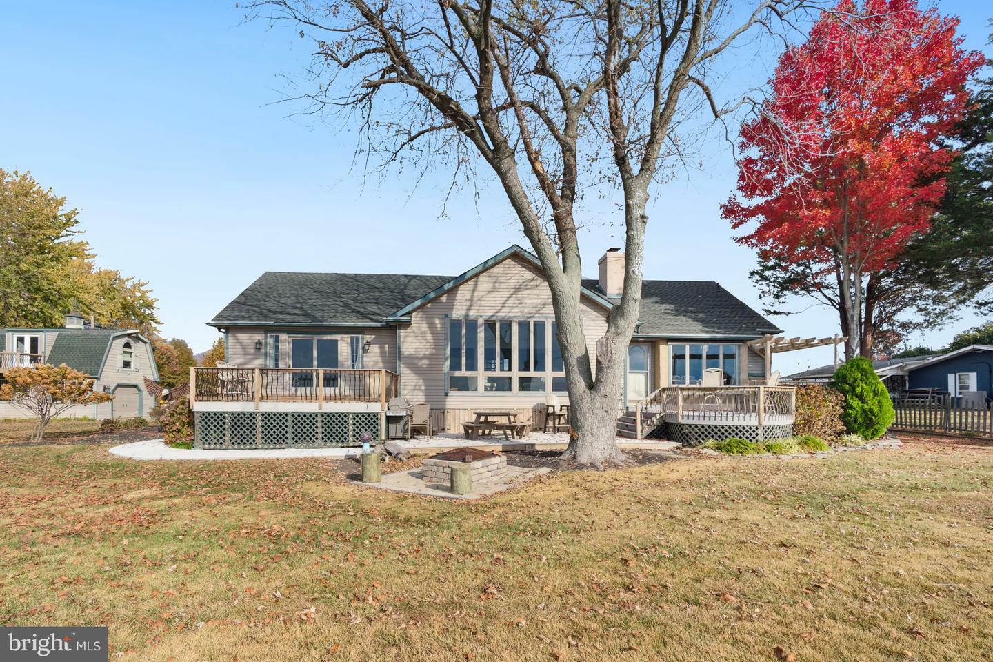 Property Photo: 4938 Huntingfield Road MD 21661