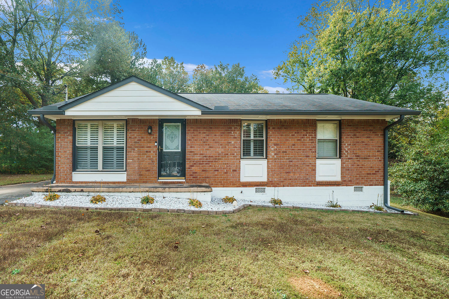 Property Photo: 8391 Attleboro Drive GA 30238
