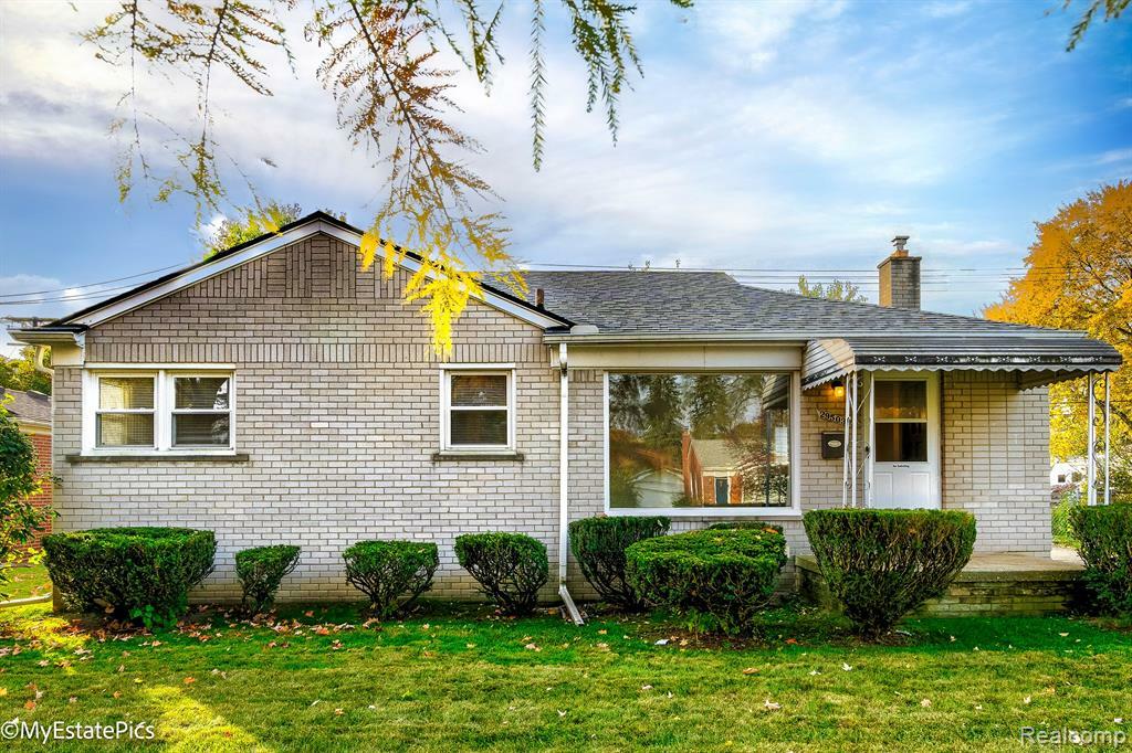 Property Photo: 29503 W Chicago Street MI 48150 3013