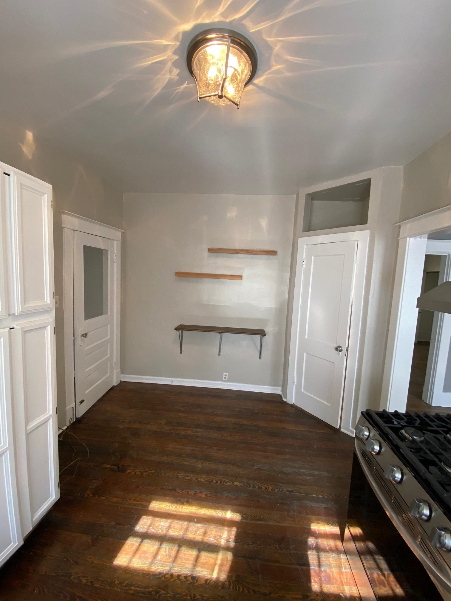 Property Photo:  1015 S Cox St  TN 38104 