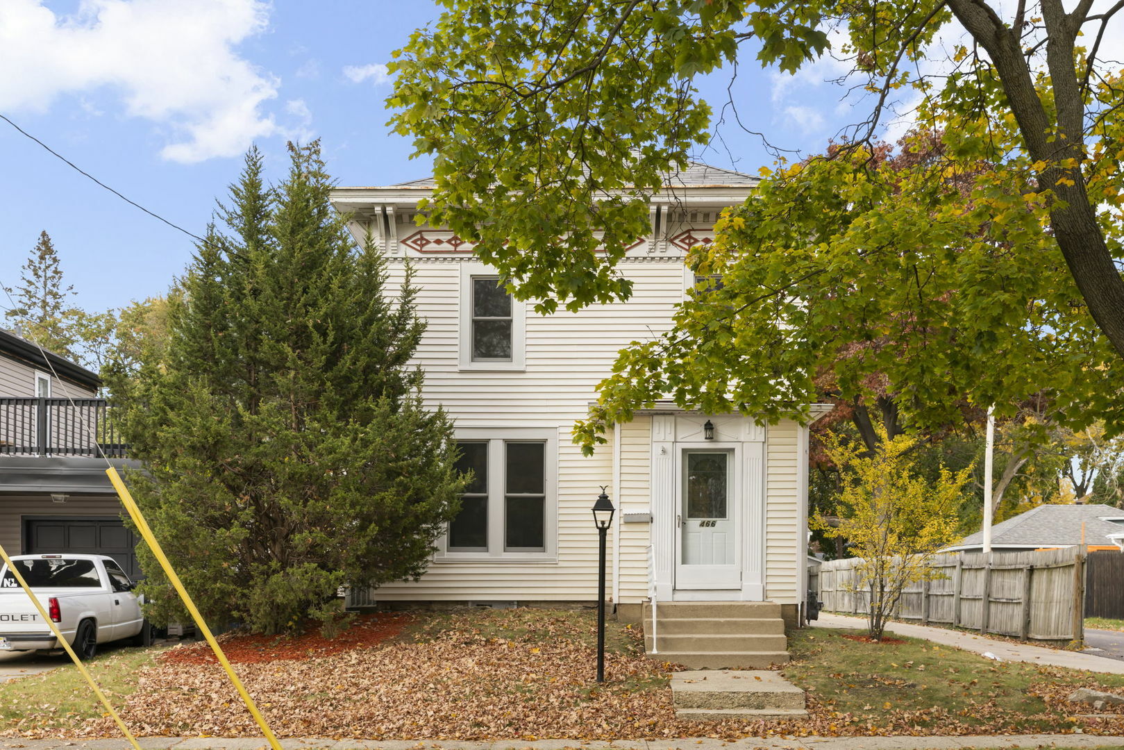 Property Photo:  466 Simms Street  IL 60505 