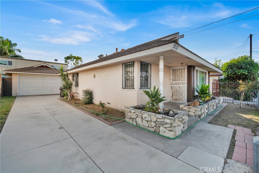 7872 Cypress Drive  Huntington Beach CA 92647 photo