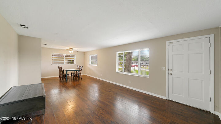 Property Photo: 319 Janell Drive FL 32073