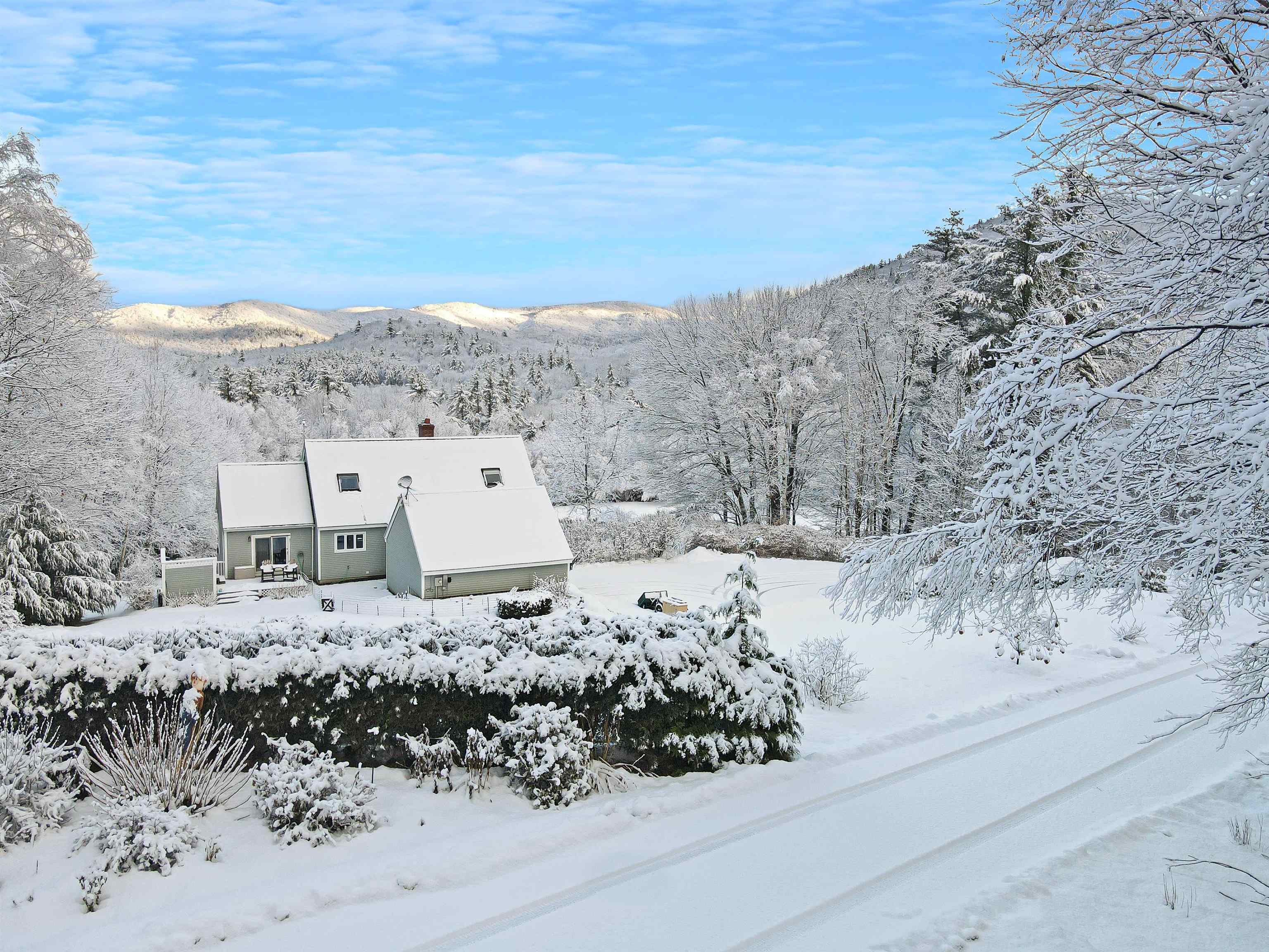 Property Photo:  45 Deacon Willey Road  NH 03223 