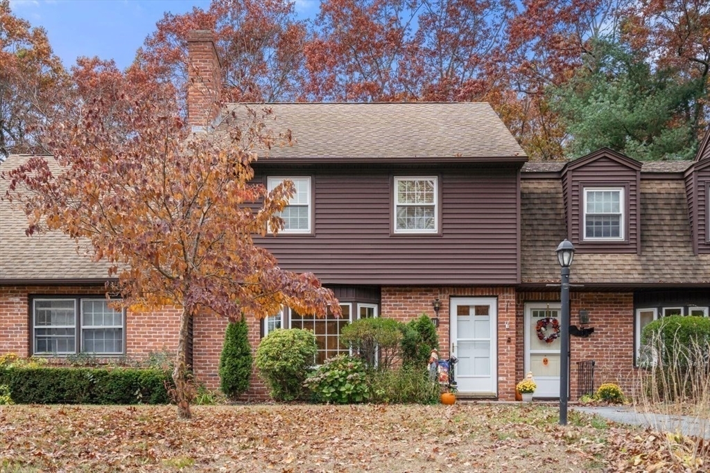 Property Photo:  11 York Towne Terrace 11  MA 01520 