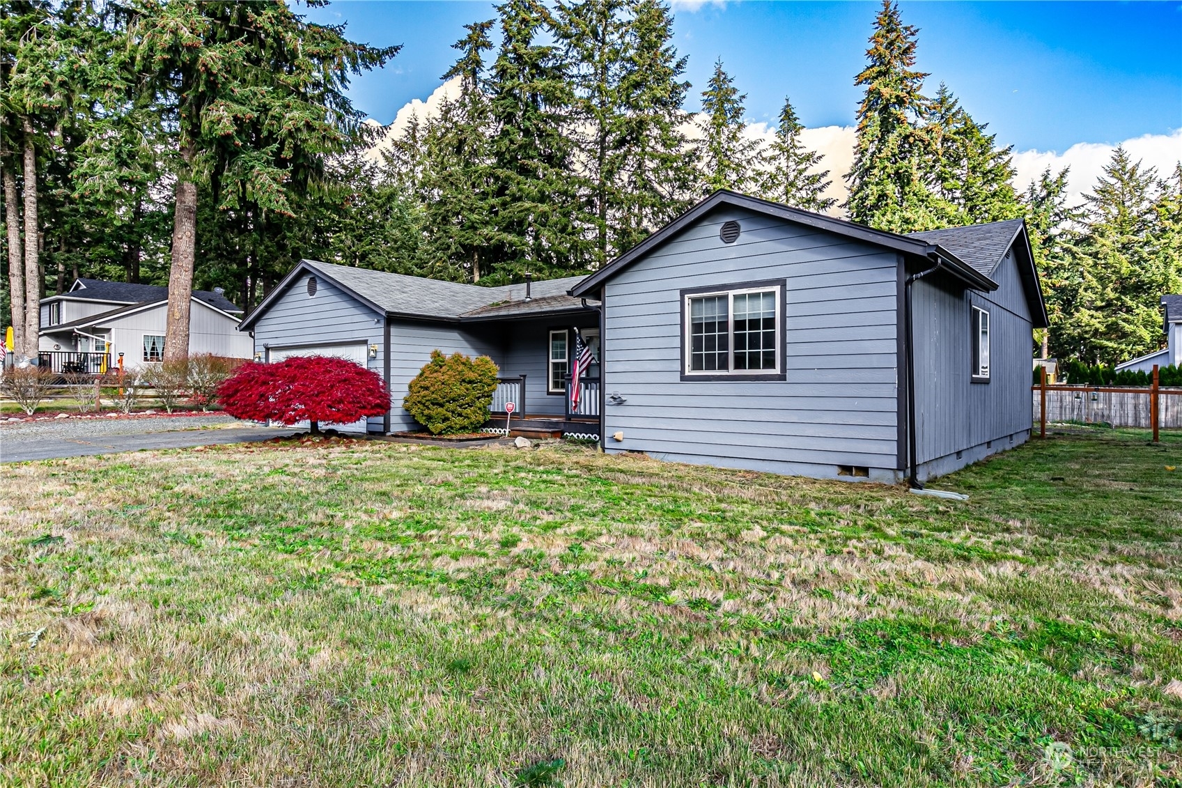 Property Photo:  604 Nieland Loop SE  WA 98576 