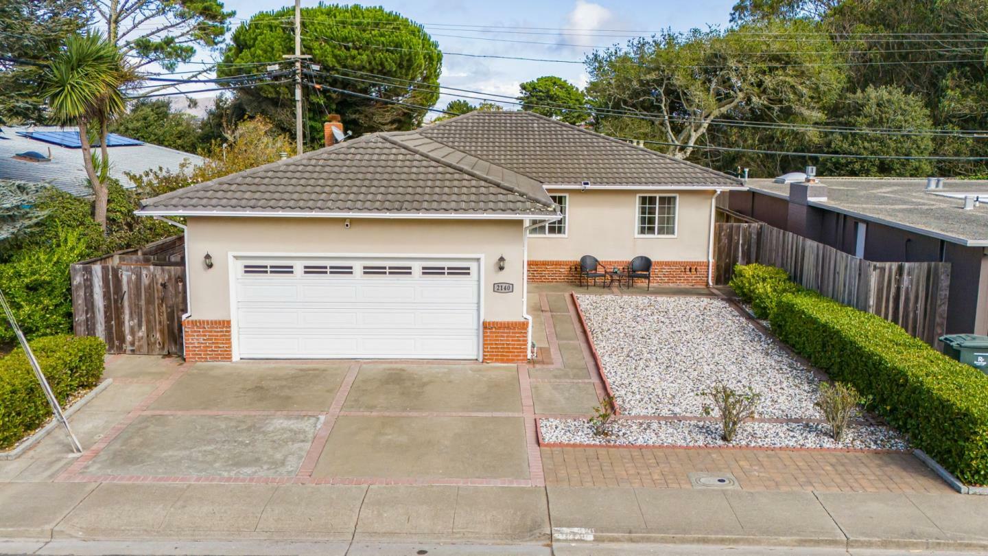 Property Photo:  2140 Oakmont Drive  CA 94066 