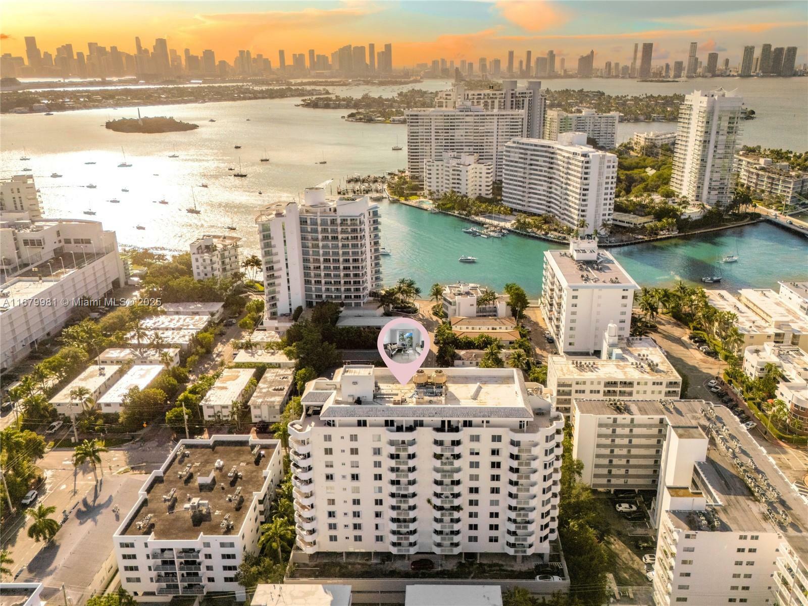 Property Photo: 1621 Bay Rd 606 FL 33139