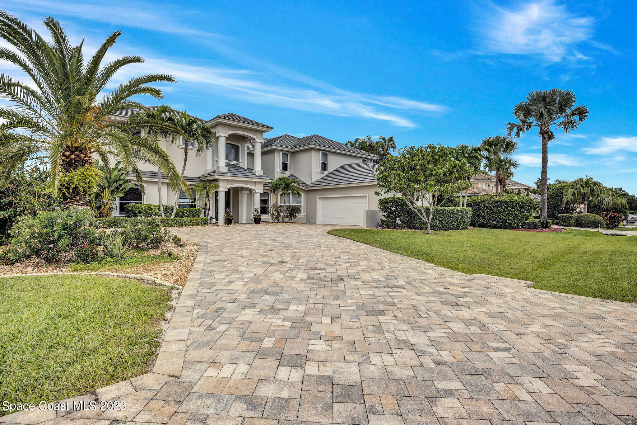 Property Photo:  334 Lanternback Island Drive  FL 32937 