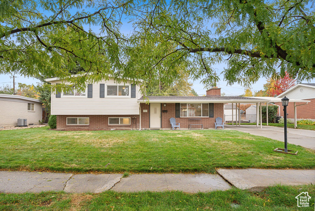 7227 S 2740 E  Cottonwood Heights UT 84121 photo