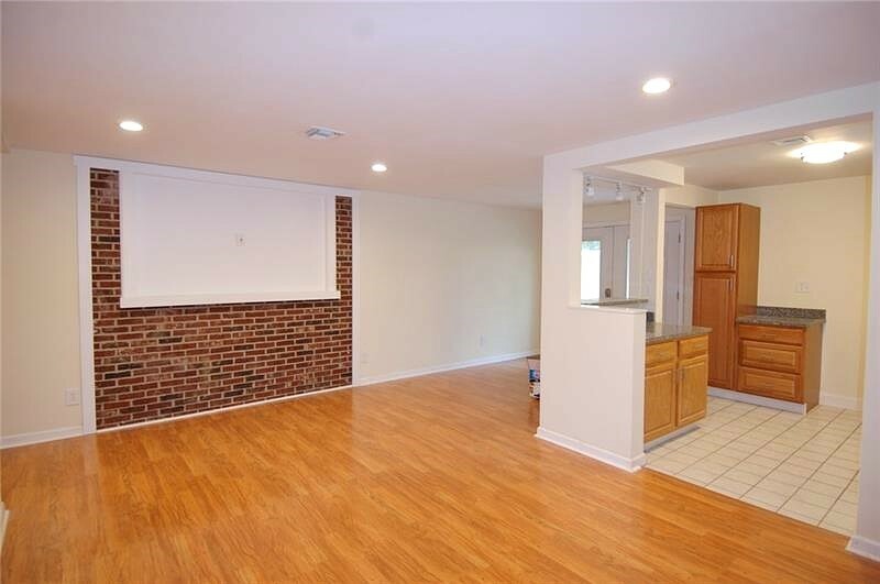 Property Photo:  327 39th Street  PA 15201 