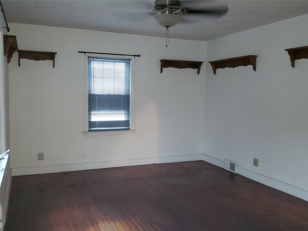 Property Photo:  9 Spruce Street  NY 13905 