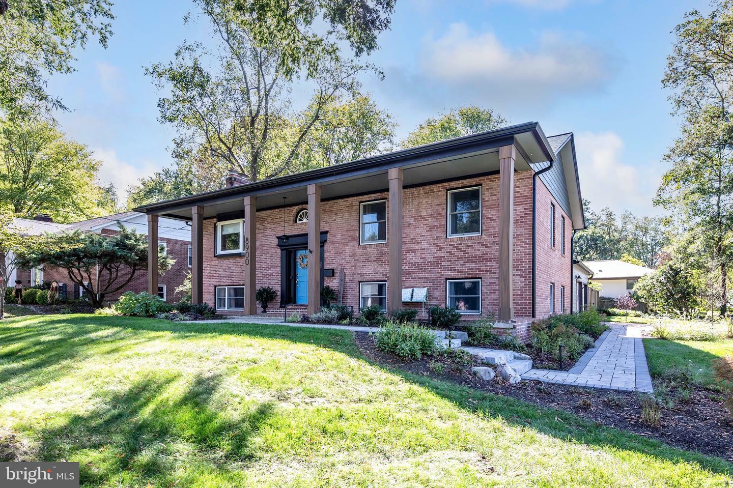 Property Photo:  8900 Camden Street  VA 22308 