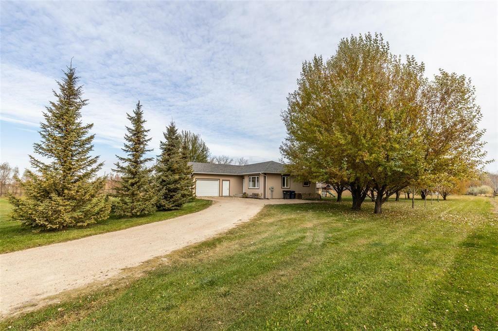 Property Photo:  33111 30 Road East  MB R5G 2L7 