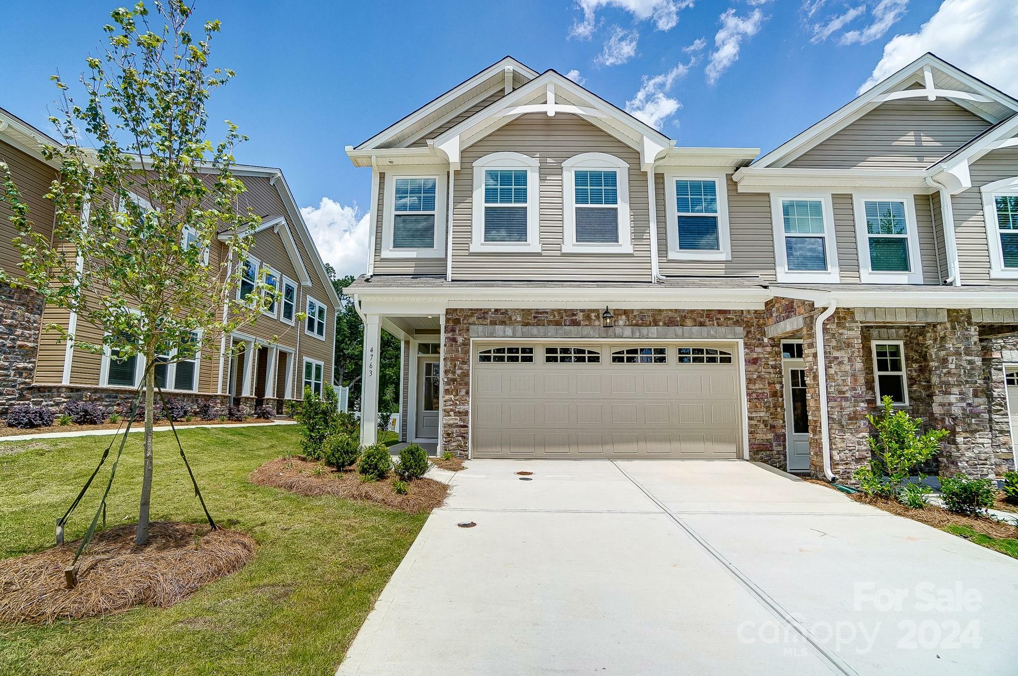 14901 Tamarack Drive  Charlotte NC 28278 photo