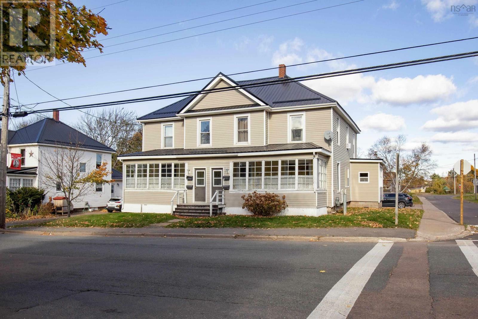 Property Photo:  162 Church Street  NS B4H 3C4 