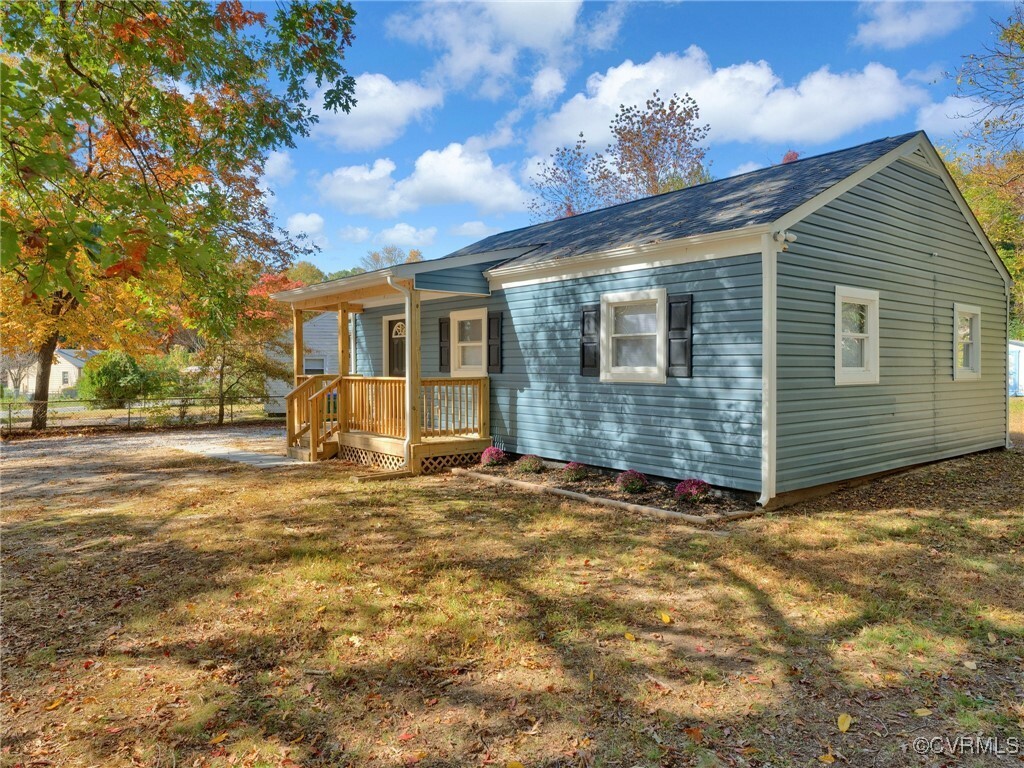 Property Photo:  900 Halsey Lane  VA 23225 