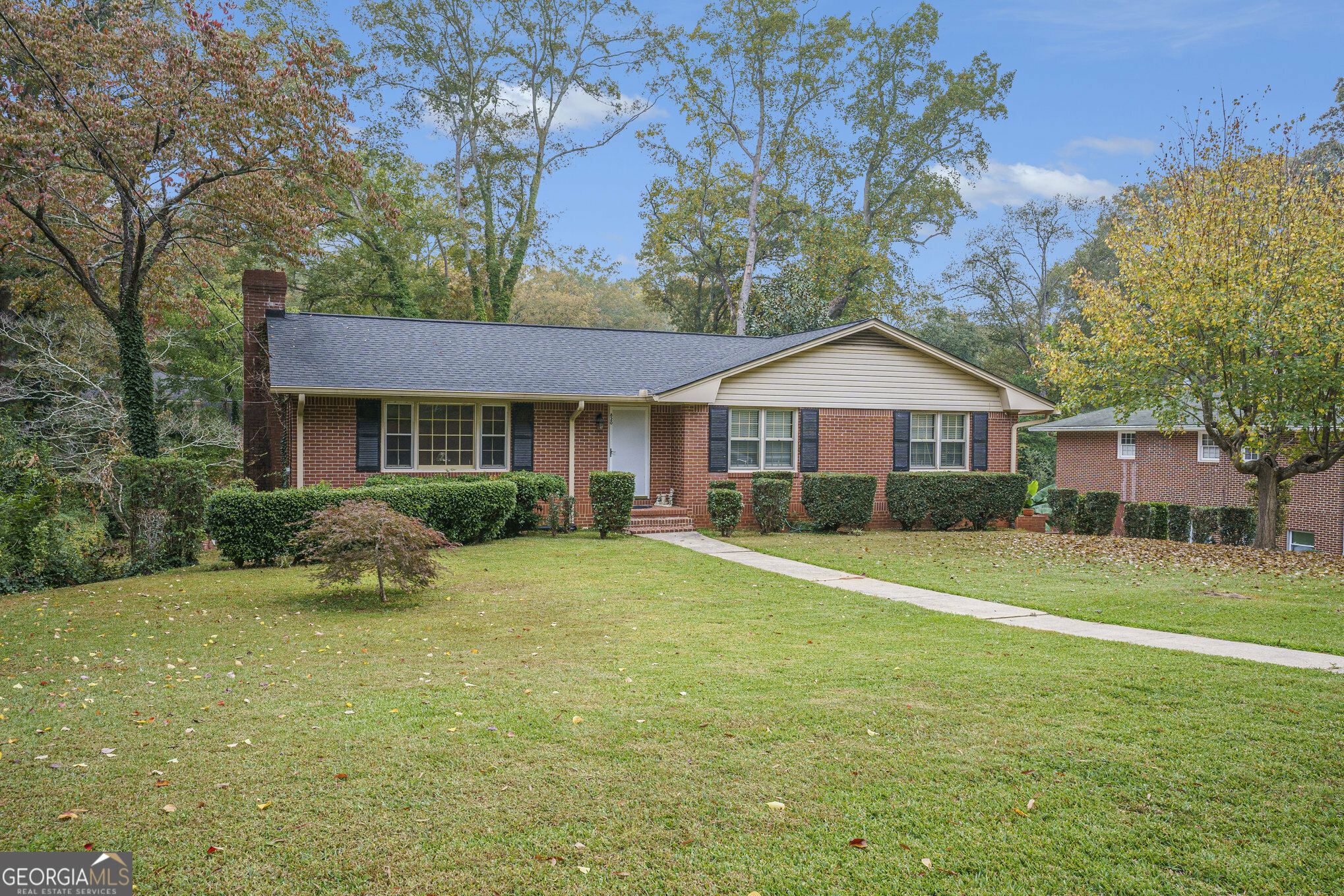 Property Photo:  820 Sunnybrook Drive  GA 30224 