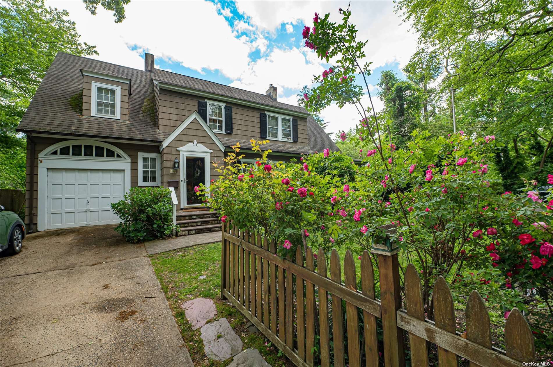 Property Photo:  41 Lake Drive  NY 11795 