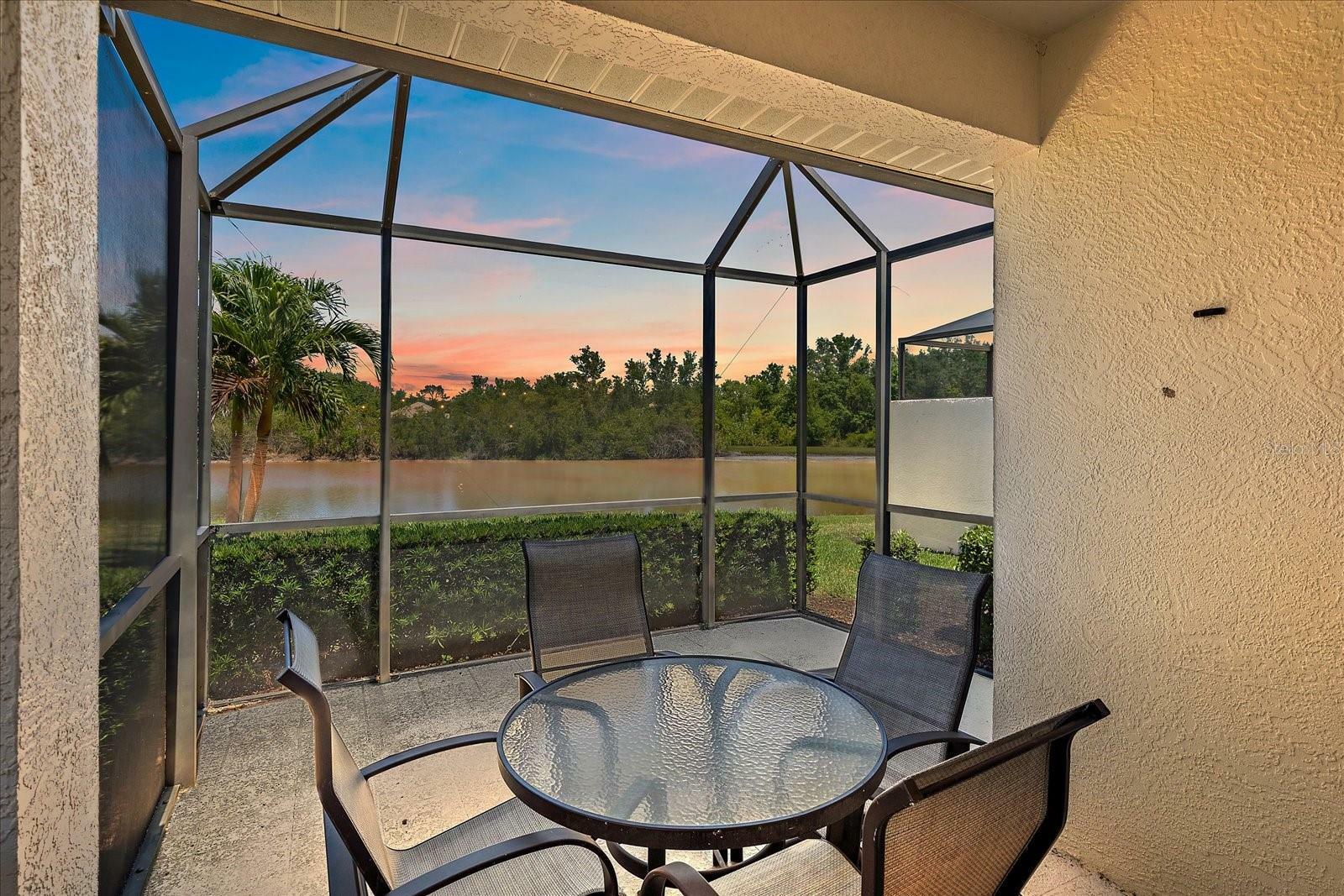 Property Photo: 7011 Woodmore Terrace FL 34202