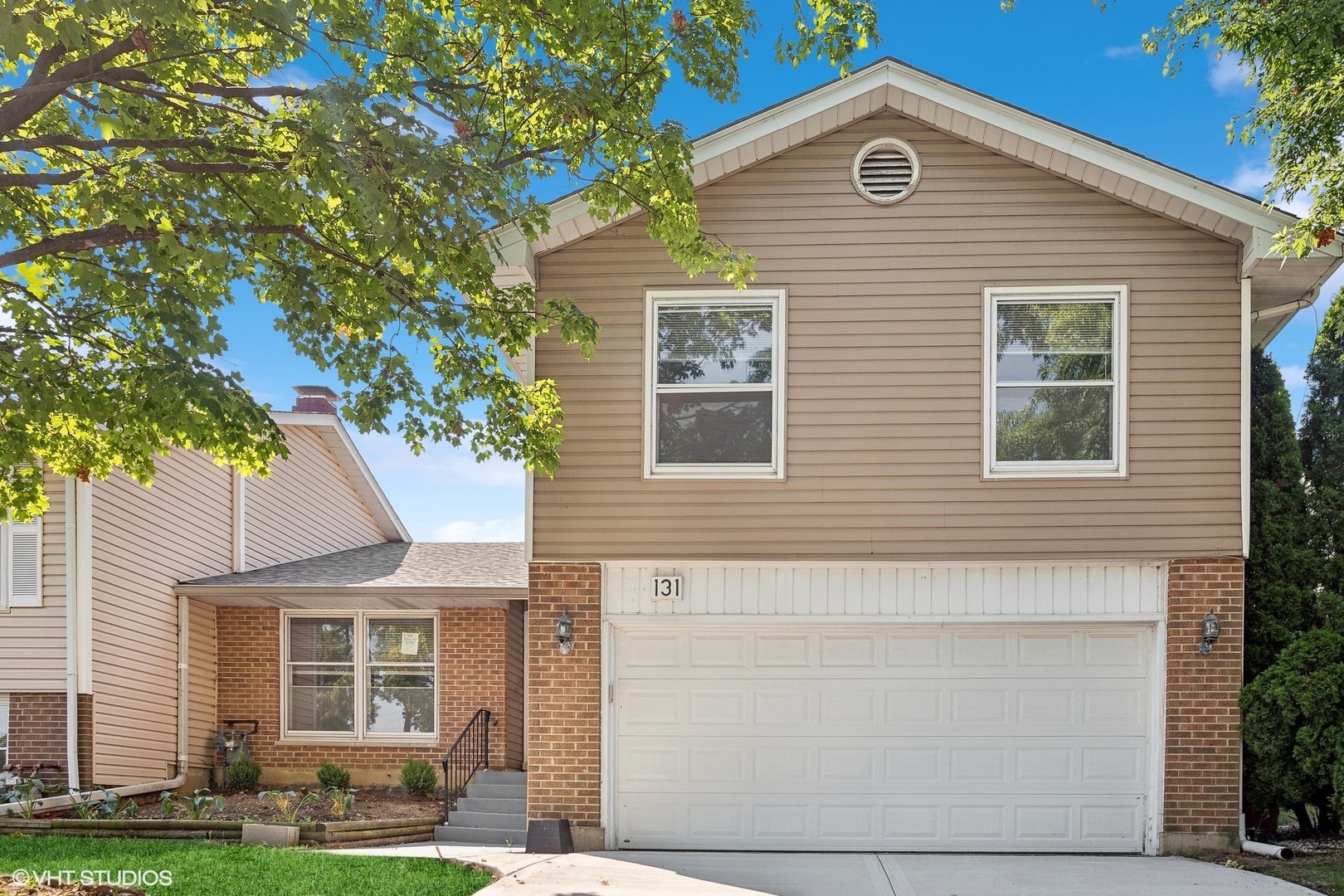 Property Photo:  131 Regency Drive  IL 60148 