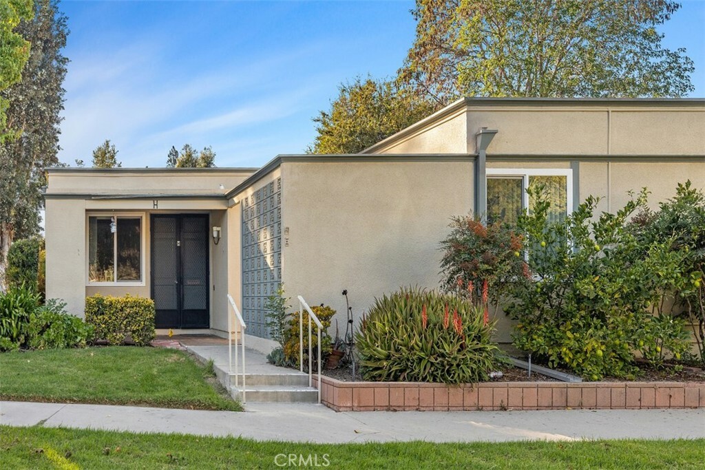 111 Via Estrada #H  Laguna Woods CA 92637 photo