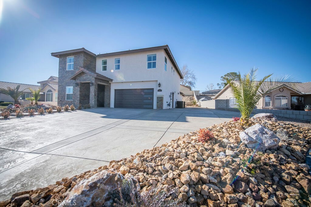 Property Photo: 27404 Outrigger Lane CA 92342