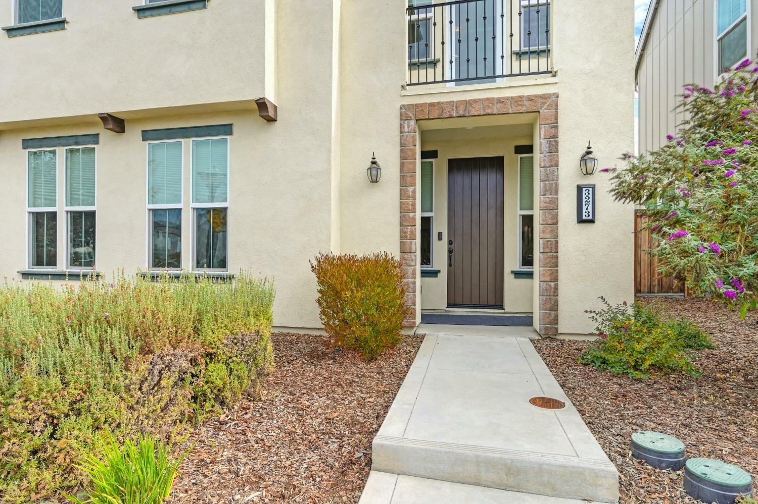 Property Photo:  3273 Crocker Drive  CA 95818 