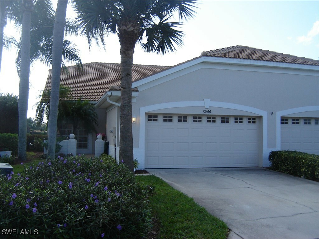 Property Photo:  12766 Devonshire Lakes Circle  FL 33913 