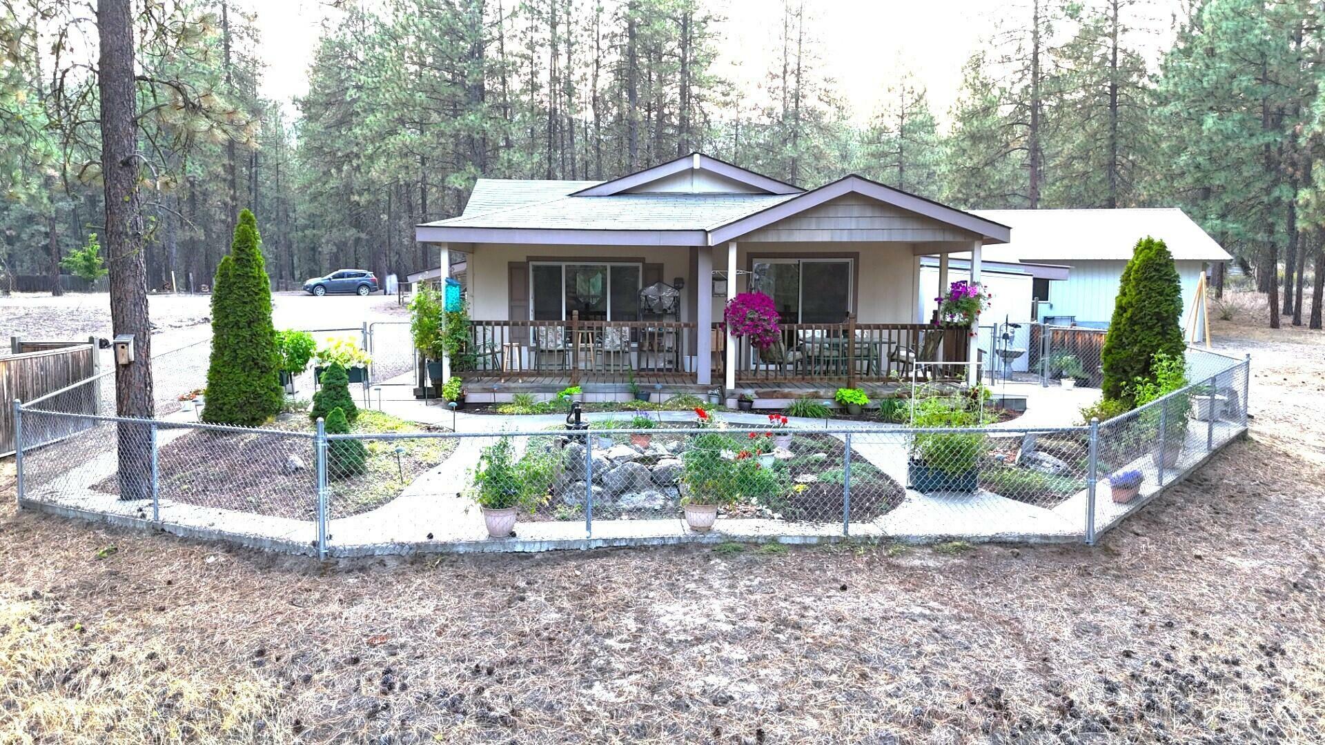 Property Photo:  17 Crestview Dr  WA 99141 