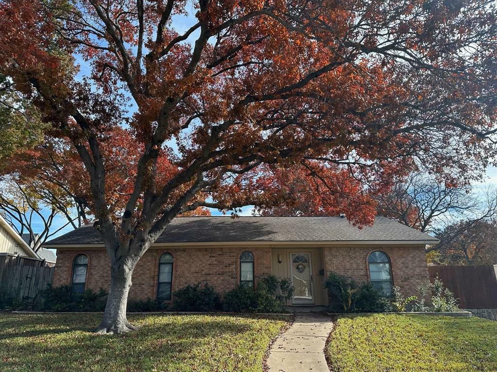 Property Photo: 7114 Bob O Link Drive TX 75214