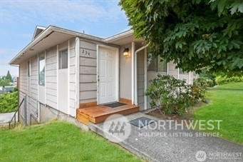 Property Photo:  234 N Stillaguamish Avenue  WA 98223 