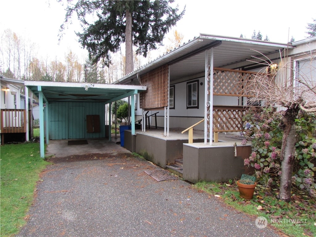 Property Photo:  11424 36th Drive NE Sp 74  WA 98271 