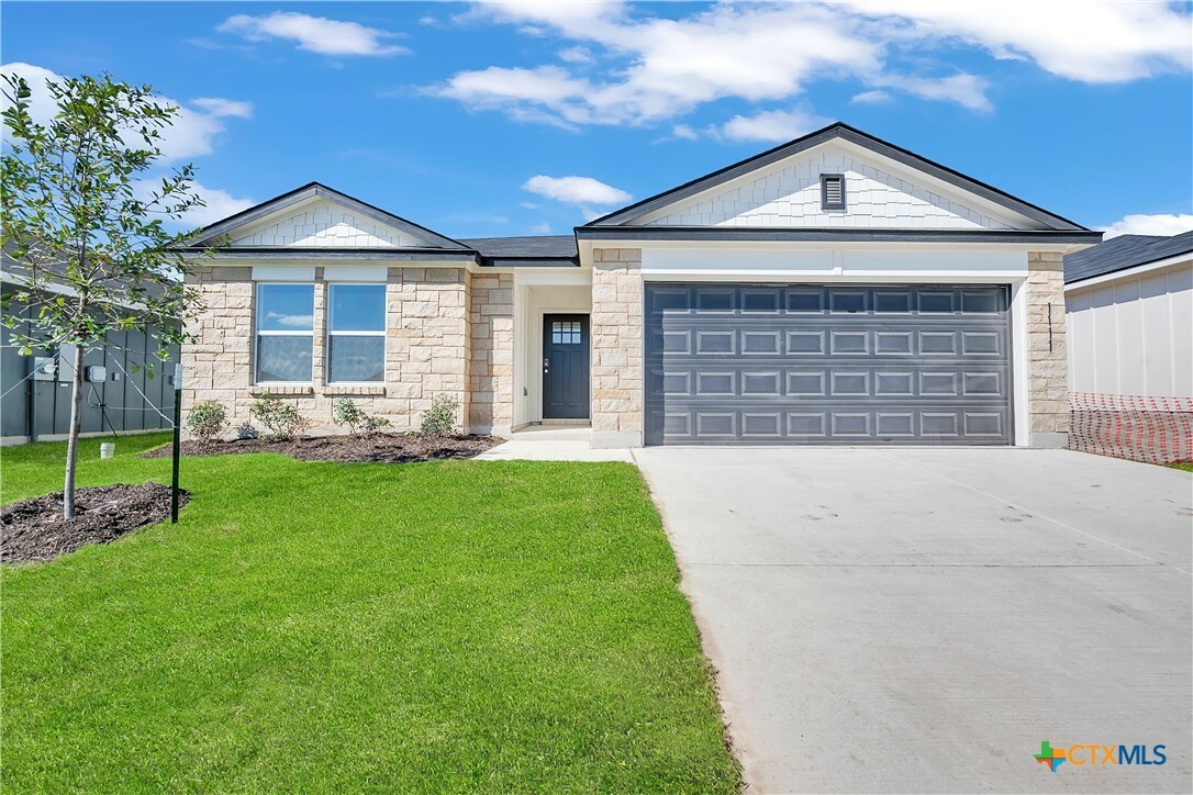 Property Photo: 1111 Lexington Drive TX 76522
