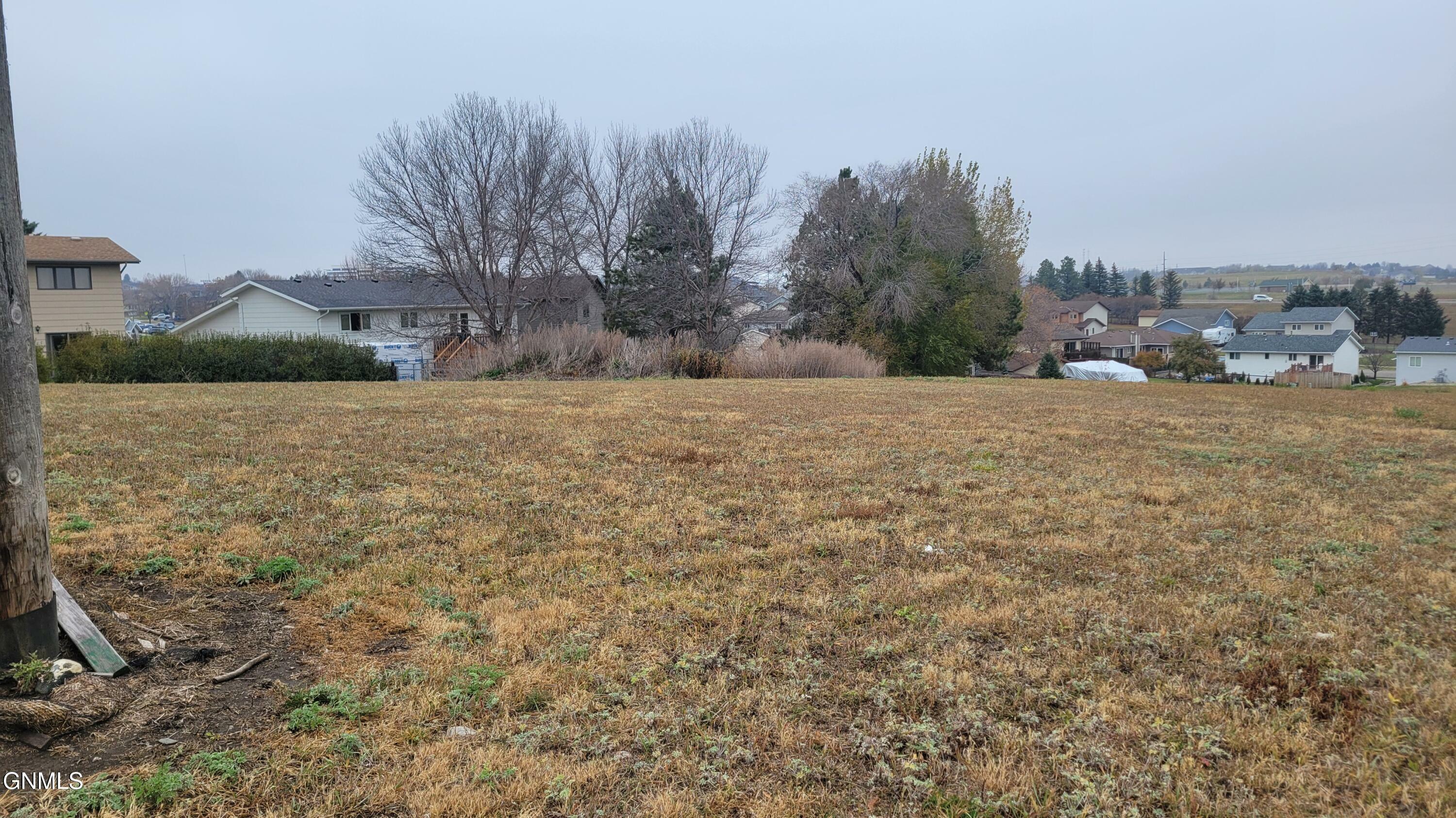 Property Photo:  1942 26th Street  ND 58501 