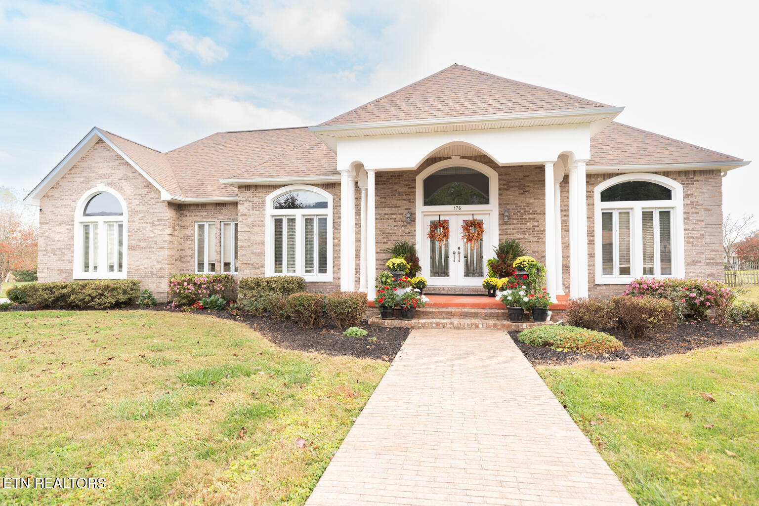 Property Photo:  176 Fincastle Drive  TN 37766 